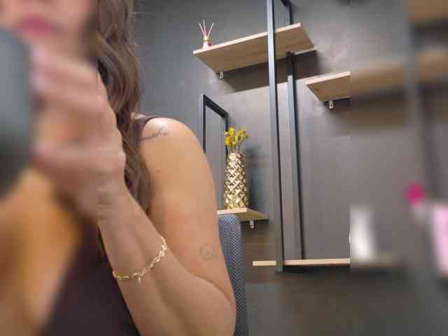 NathalieSwan webcam