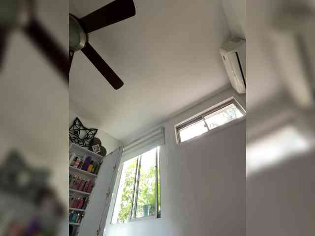 AprilHill webcam