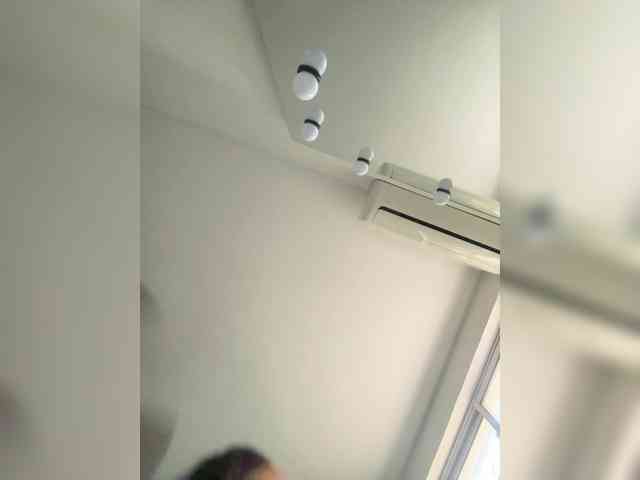 AprilHill webcam