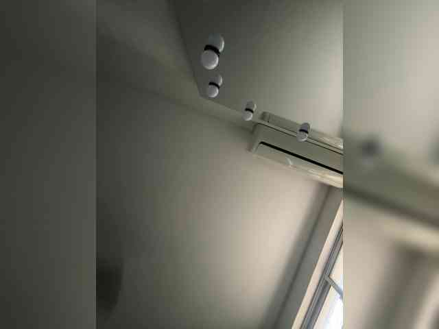 AprilHill webcam
