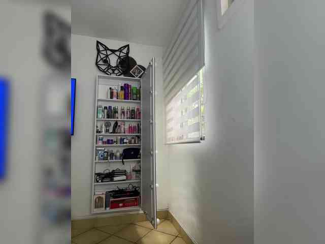 NathalieSwan webcam