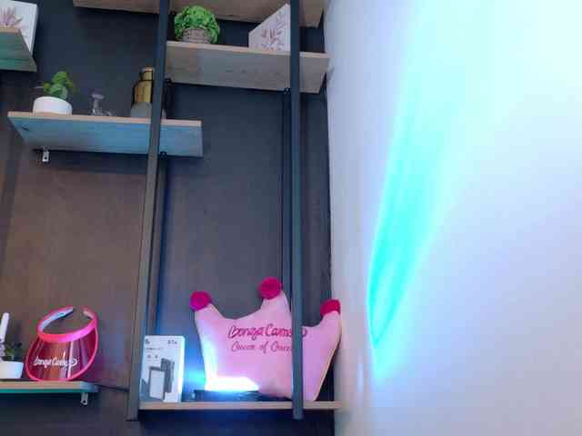 NathalieSwan webcam