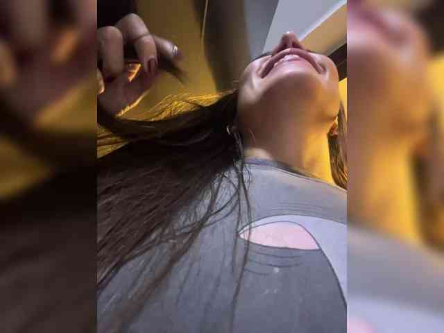 NathalieSwan webcam