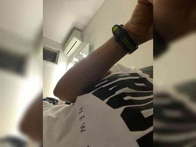 APRILHILL Live Webcam on BongaCams