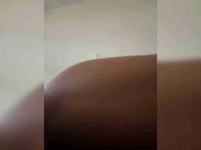 APRILHILL Live Webcam on BongaCams