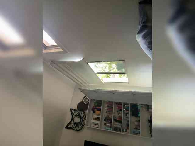 APRILHILL Live Webcam on BongaCams