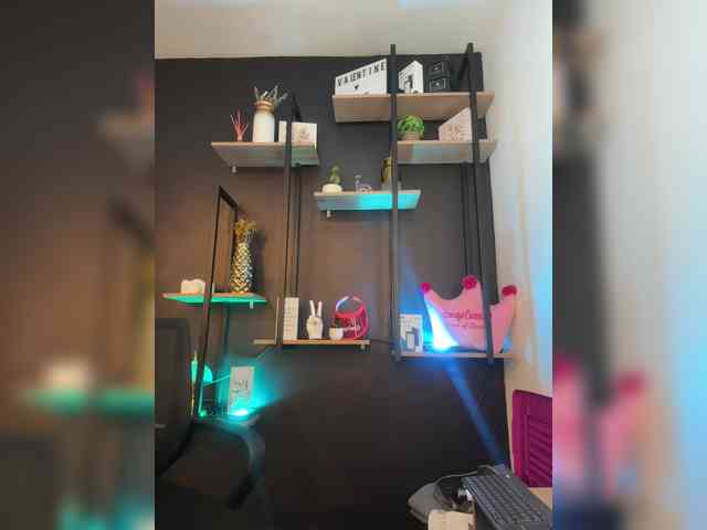 NathalieSwan webcam