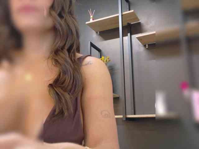 NathalieSwan webcam