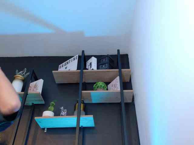 NathalieSwan webcam