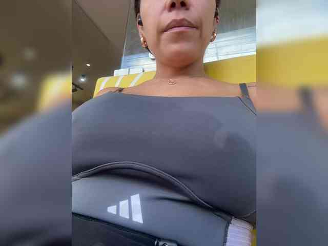NathalieSwan webcam