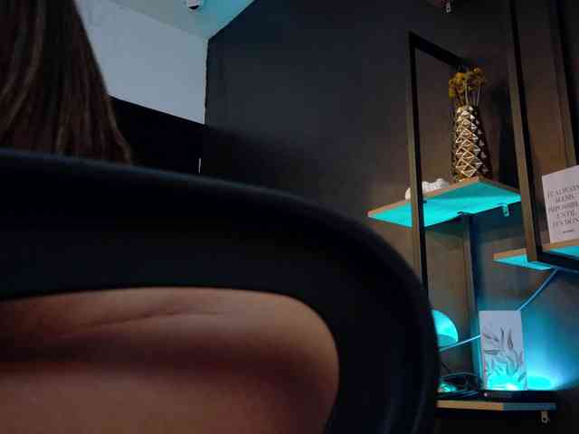 NathalieSwan webcam