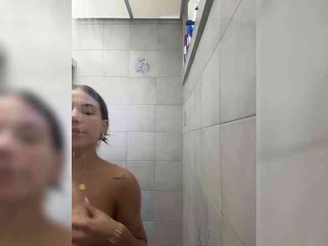 NathalieSwan webcam