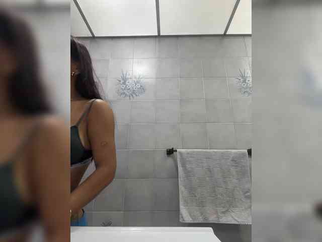 NathalieSwan webcam