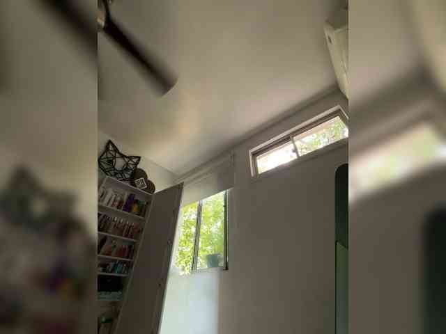 AprilHill webcam
