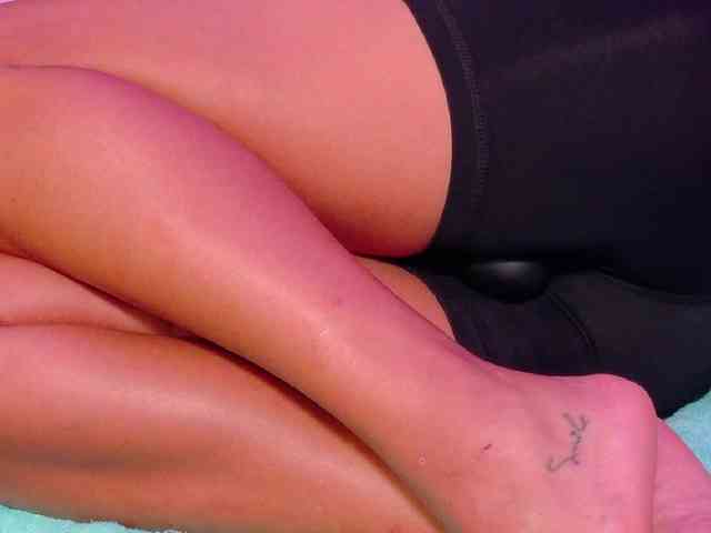 APRILHILL Live Webcam on BongaCams