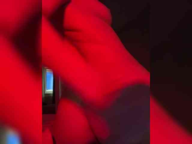 Cheeky_baby webcam