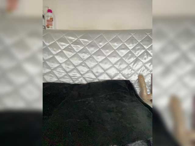 Naturalnayaa's BongaCams show and profile