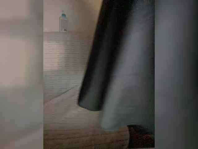 Naturalnayaa's webcam live show