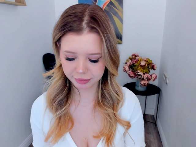 GlamorousGirl's BongaCams show and profile