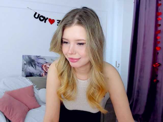 GlamorousGirl's BongaCams show and profile