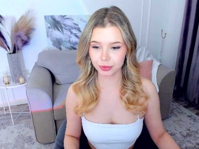 GlamorousGirl webcam