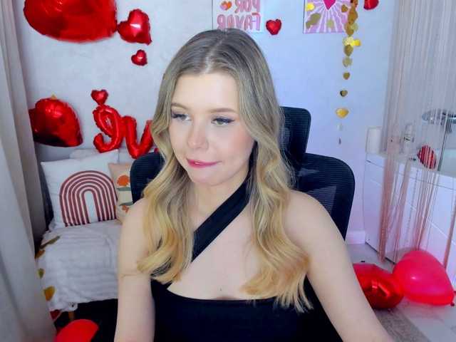 GlamorousGirl's BongaCams show and profile