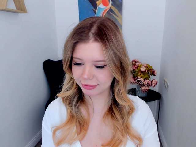 GlamorousGirl's BongaCams show and profile