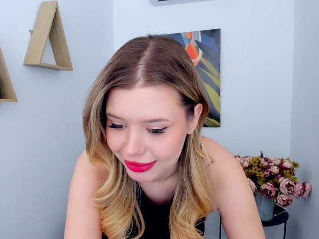 GlamorousGirl's BongaCams show and profile