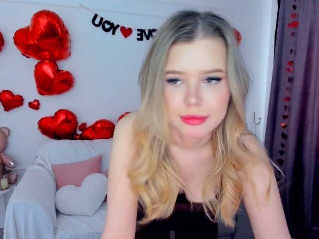 GlamorousGirl's BongaCams show and profile