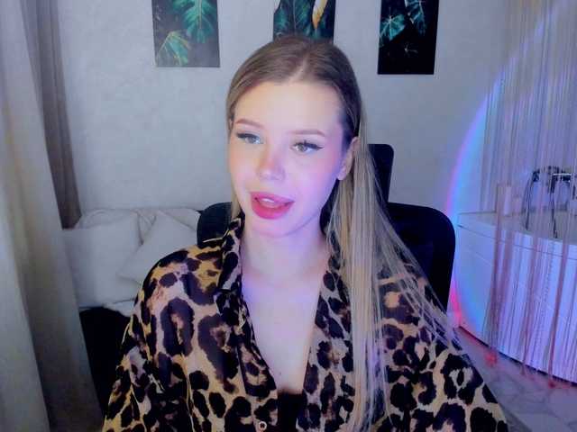 GlamorousGirl webcam