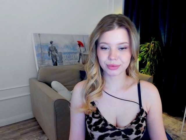 GlamorousGirl's BongaCams show and profile