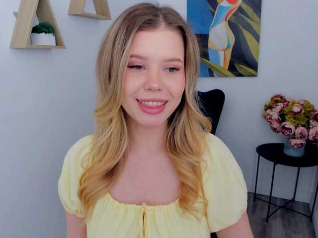 GlamorousGirl's BongaCams show and profile