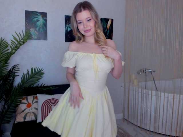 GlamorousGirl's BongaCams show and profile