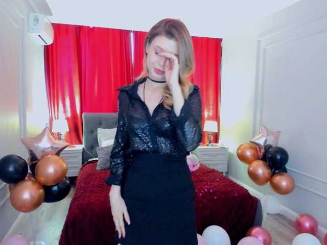 GlamorousGirl's BongaCams show and profile