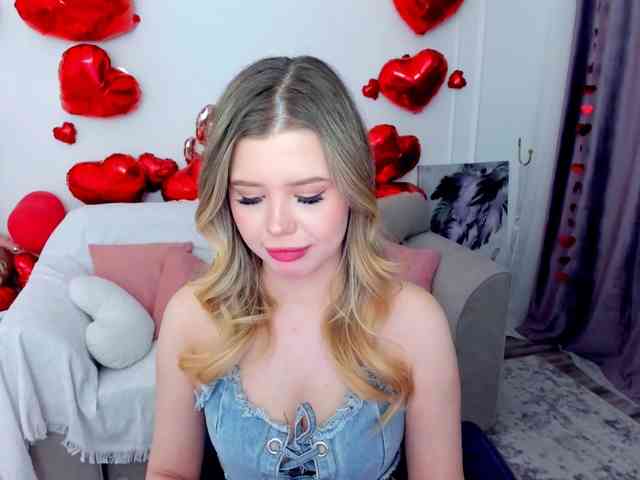 GlamorousGirl webcam