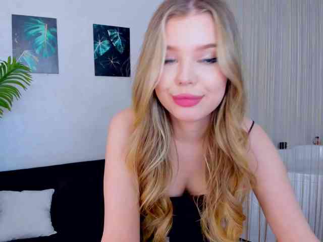 GlamorousGirl webcam