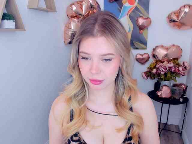 GlamorousGirl webcam