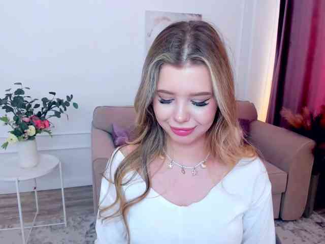 GlamorousGirl webcam
