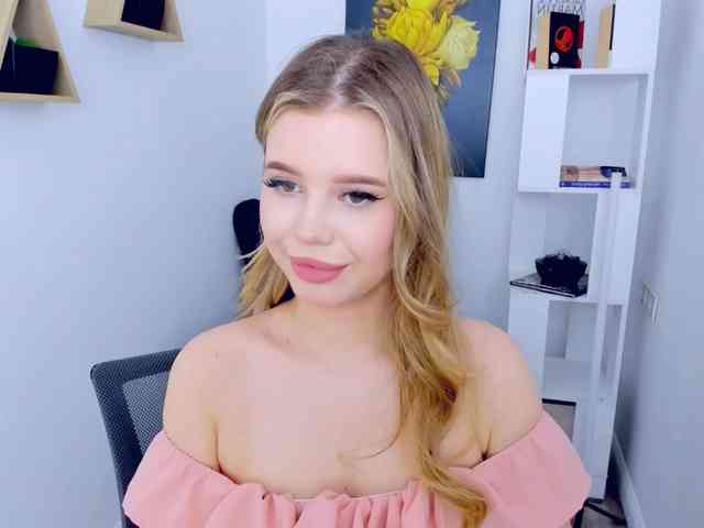 GlamorousGirl webcam