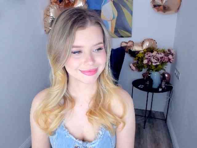 GlamorousGirl webcam