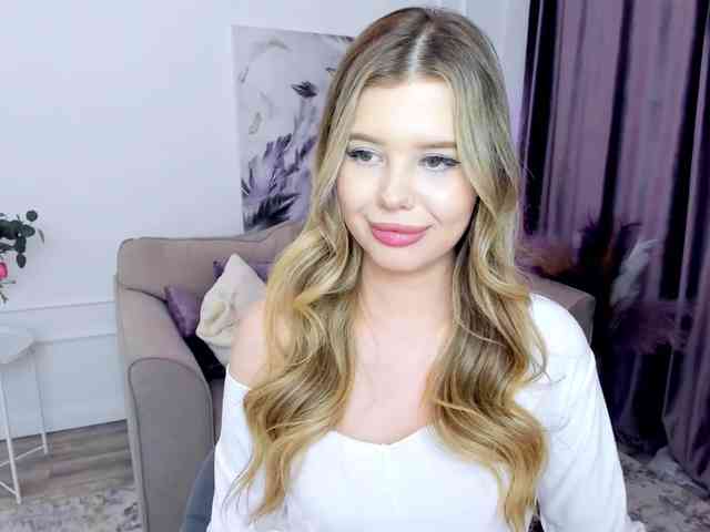GlamorousGirl webcam