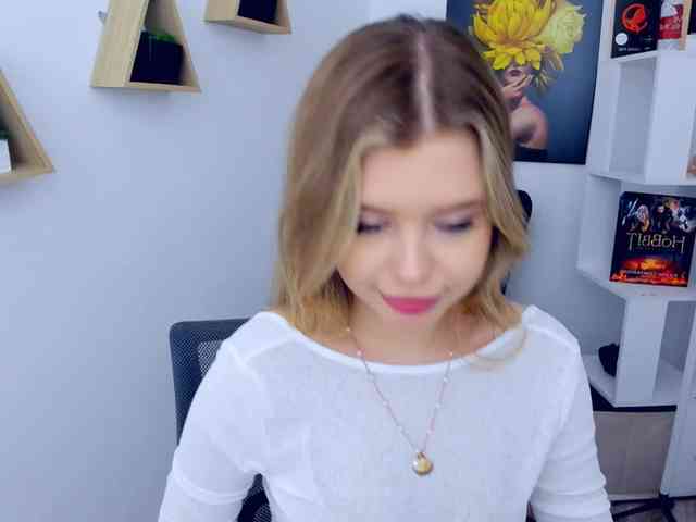 GlamorousGirl webcam