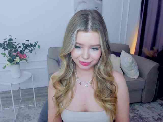 GlamorousGirl webcam