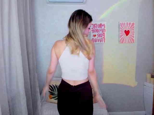 GlamorousGirl webcam