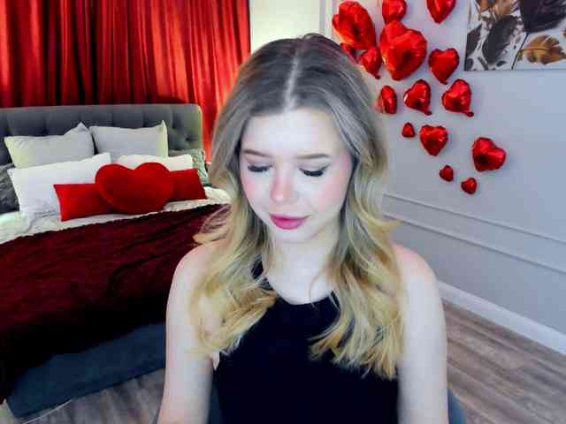 GlamorousGirl webcam