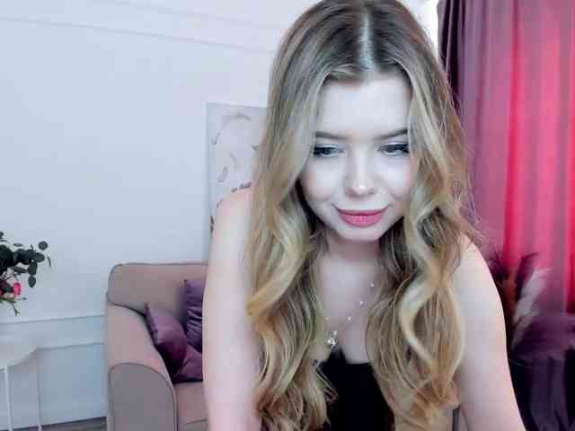 GlamorousGirl webcam