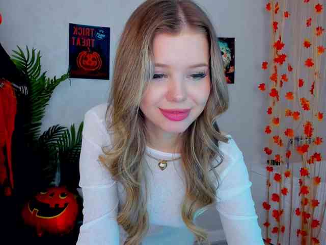 GlamorousGirl webcam