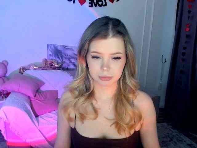 GlamorousGirl webcam