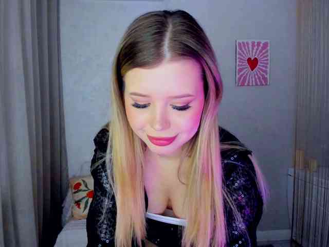 GlamorousGirl webcam