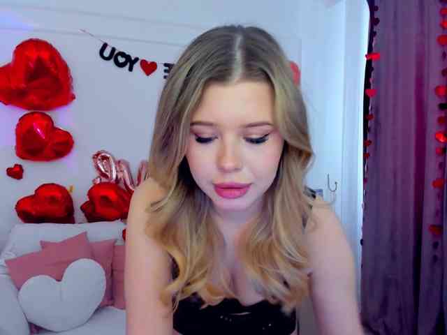 GlamorousGirl webcam